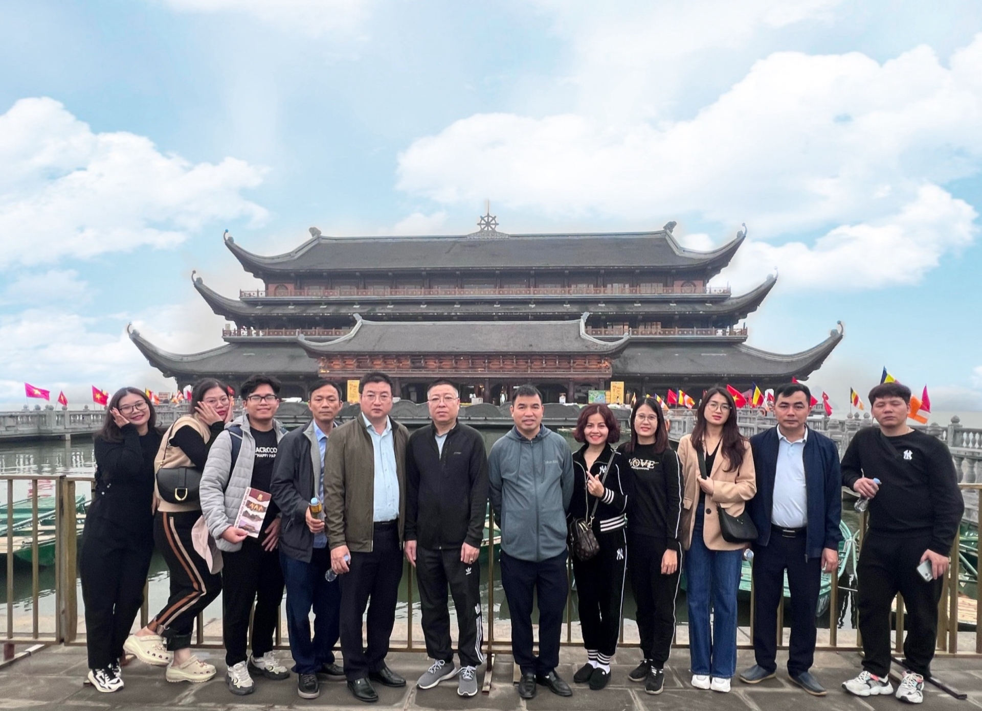 NAM Á JIBC TỔ CHỨC DU XUÂN GIÁP THÌN