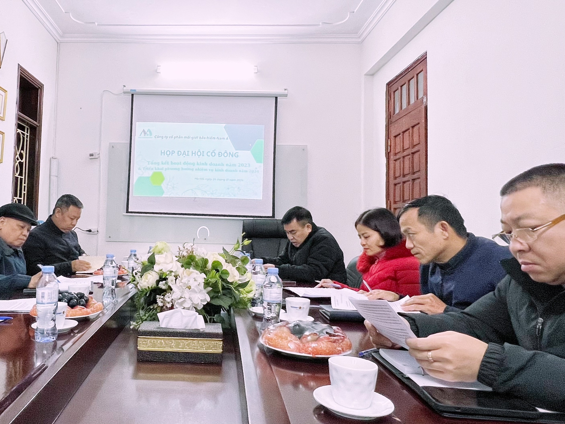 BÁO CÁO HỘI ĐỒNG CỔ ĐÔNG - HỘI ĐỒNG QUẢN TRỊ KẾT QUẢ HOẠT ĐỘNG KINH DOANH NĂM 2023