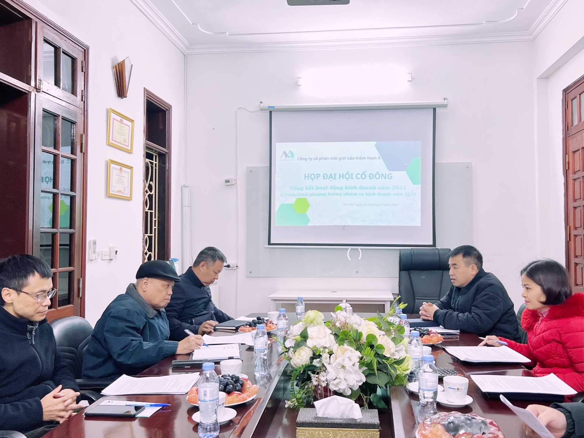 BÁO CÁO HỘI ĐỒNG CỔ ĐÔNG - HỘI ĐỒNG QUẢN TRỊ KẾT QUẢ HOẠT ĐỘNG KINH DOANH NĂM 2023