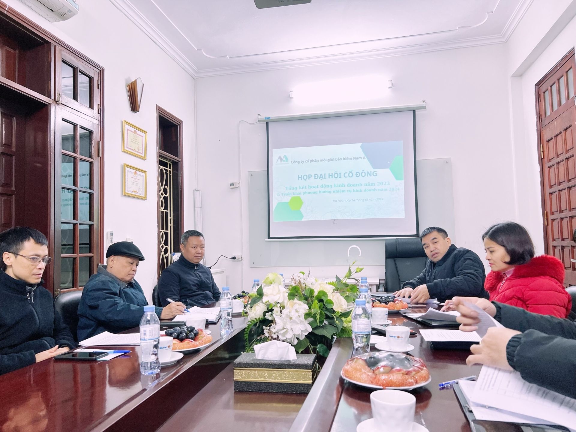 BÁO CÁO HỘI ĐỒNG CỔ ĐÔNG - HỘI ĐỒNG QUẢN TRỊ KẾT QUẢ HOẠT ĐỘNG KINH DOANH NĂM 2023